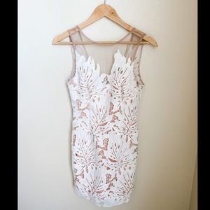White dress with inner liner size small
